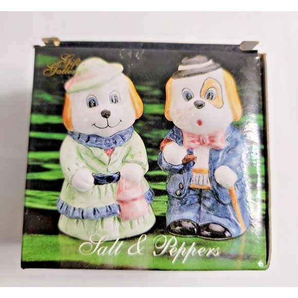 Vintage Mr. & Mrs. Dog Salt and Pepper Shakers, Collectibles - Picture 2 of 4